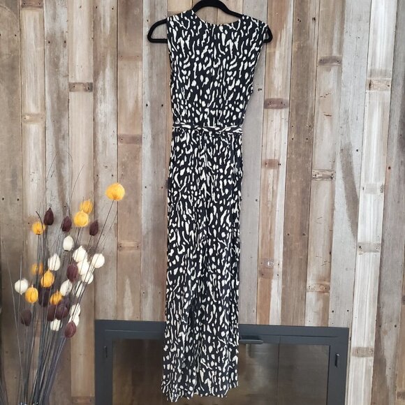 NWT Rails Irene Sleeveless Jumpsuit Abstract Print Office Party Travel Size M - Picture 9 of 10